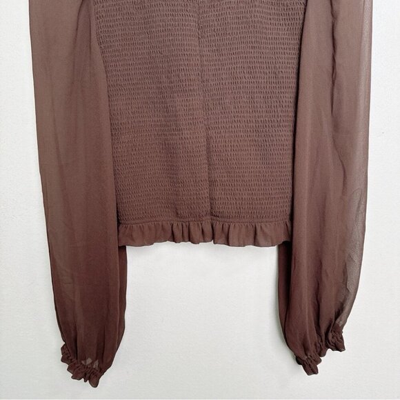 Aritzia Womes Size Small  Tempest Smocked Long Sleeve Crop Blouse - Picture 12 of 13